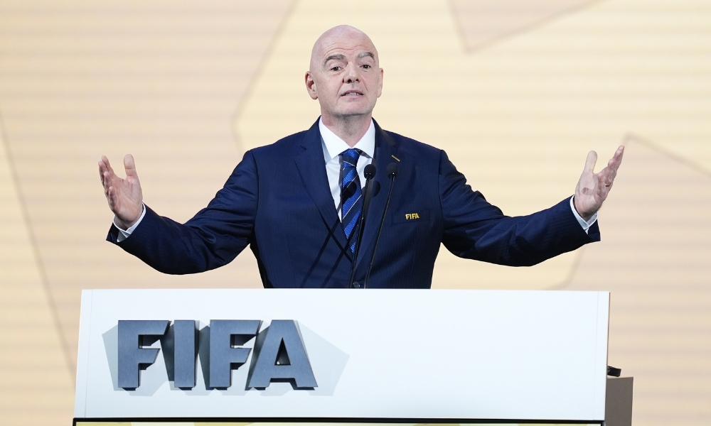 年足球终将 年足球终将